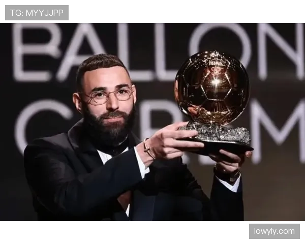 本泽马与莱万终结模式之变：从单点爆破到体系协同的演化路径