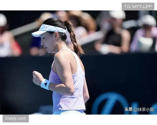 王欣瑜打完比赛直接拎爱马仕去吃路边摊？